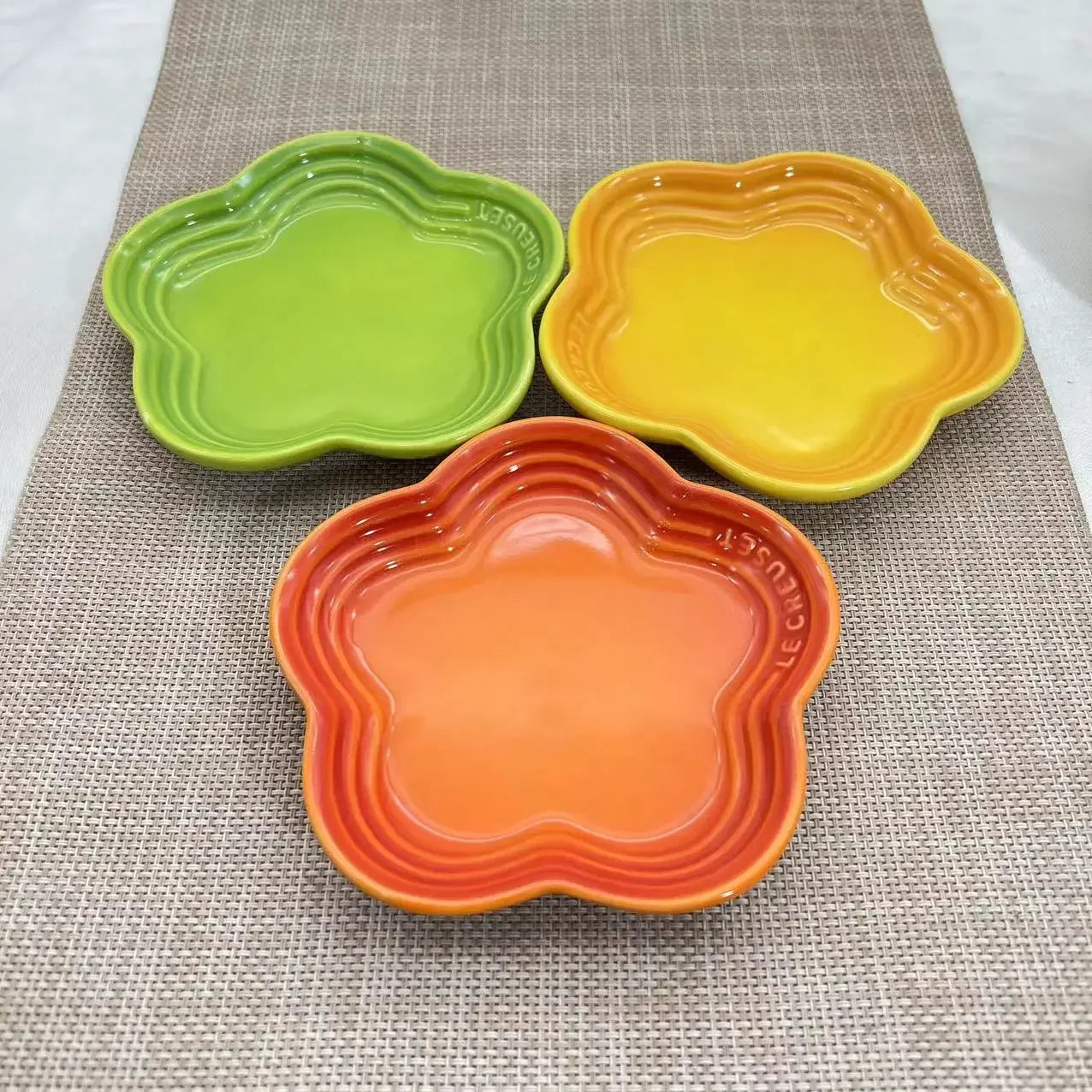 Ceremic Blossom Cake Plate